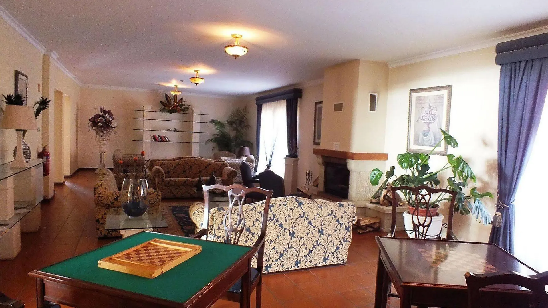 Hotel Pico Da Urze - Paul Da Serra Calheta