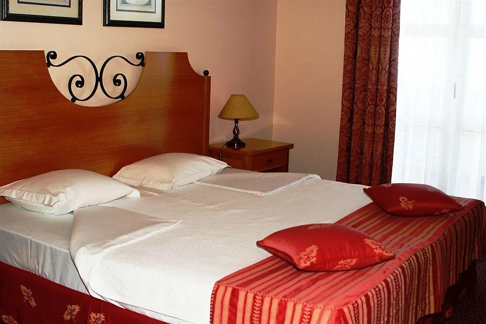 Hotel Pico Da Urze - Paul Da Serra Calheta   Calheta (Madeira)